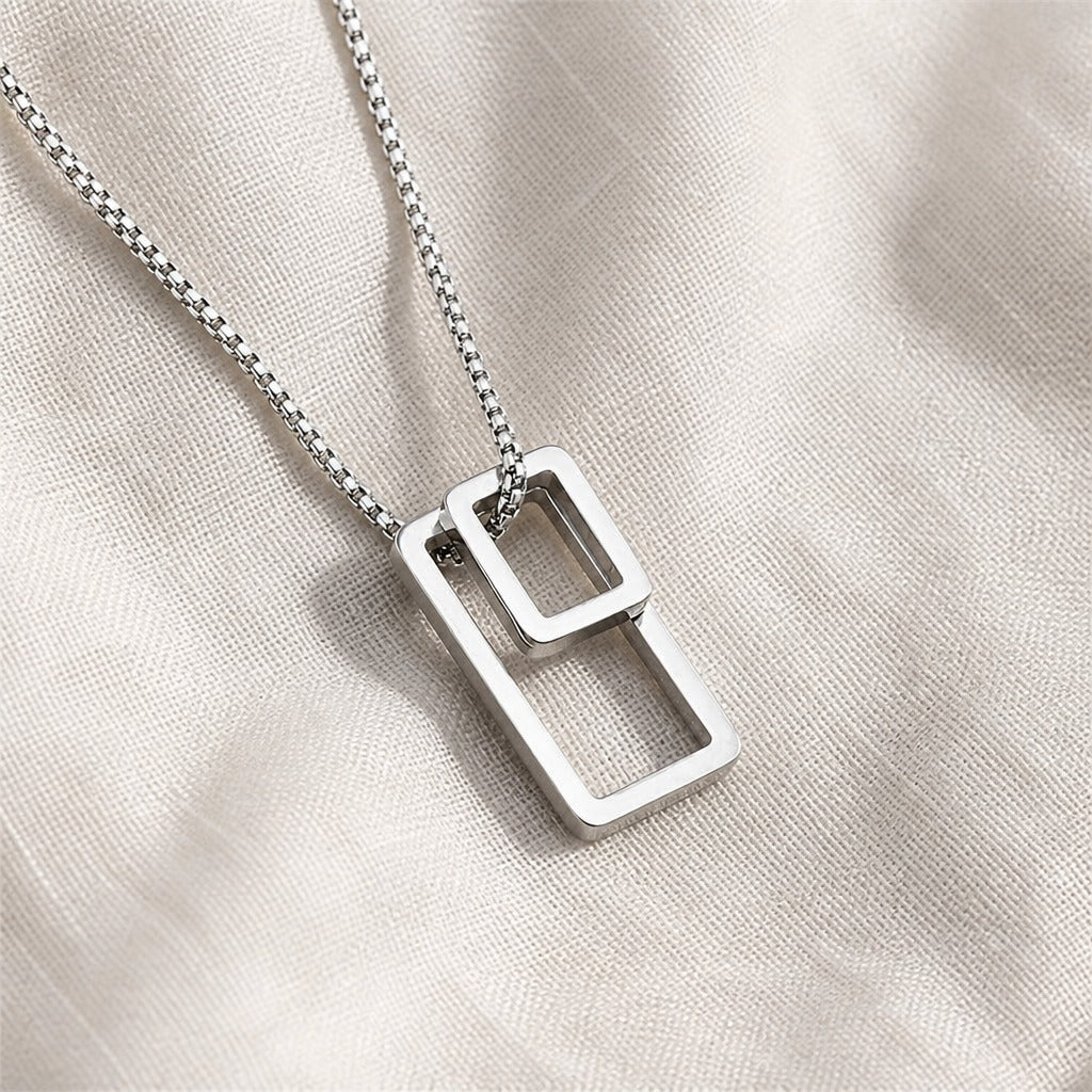 Collar con colgante geométrico rectangular
