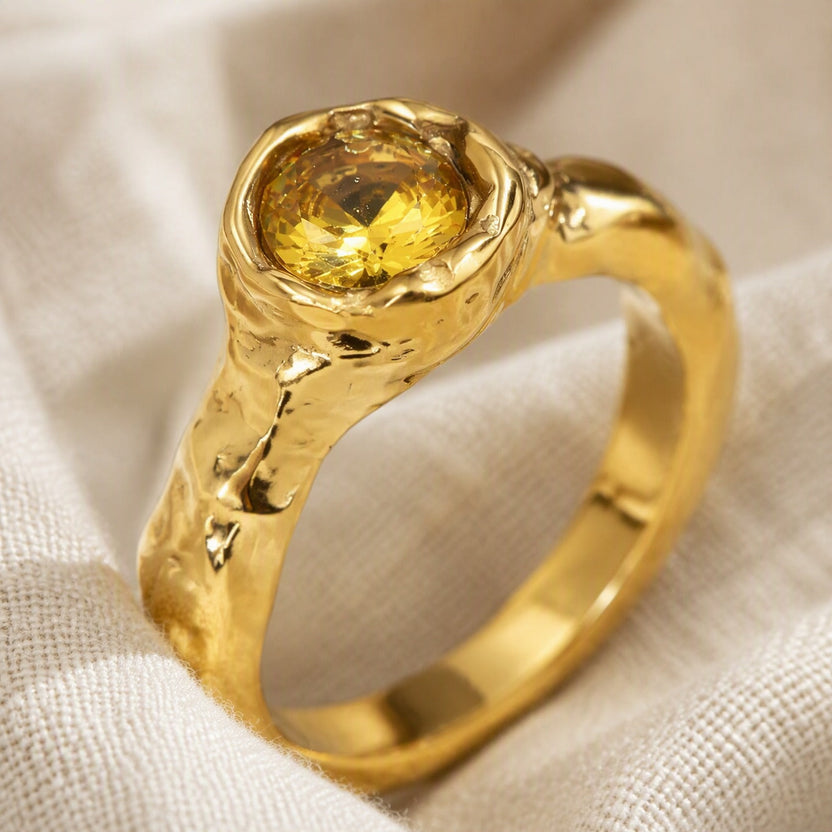 Anillo Signature de circonita dorado
