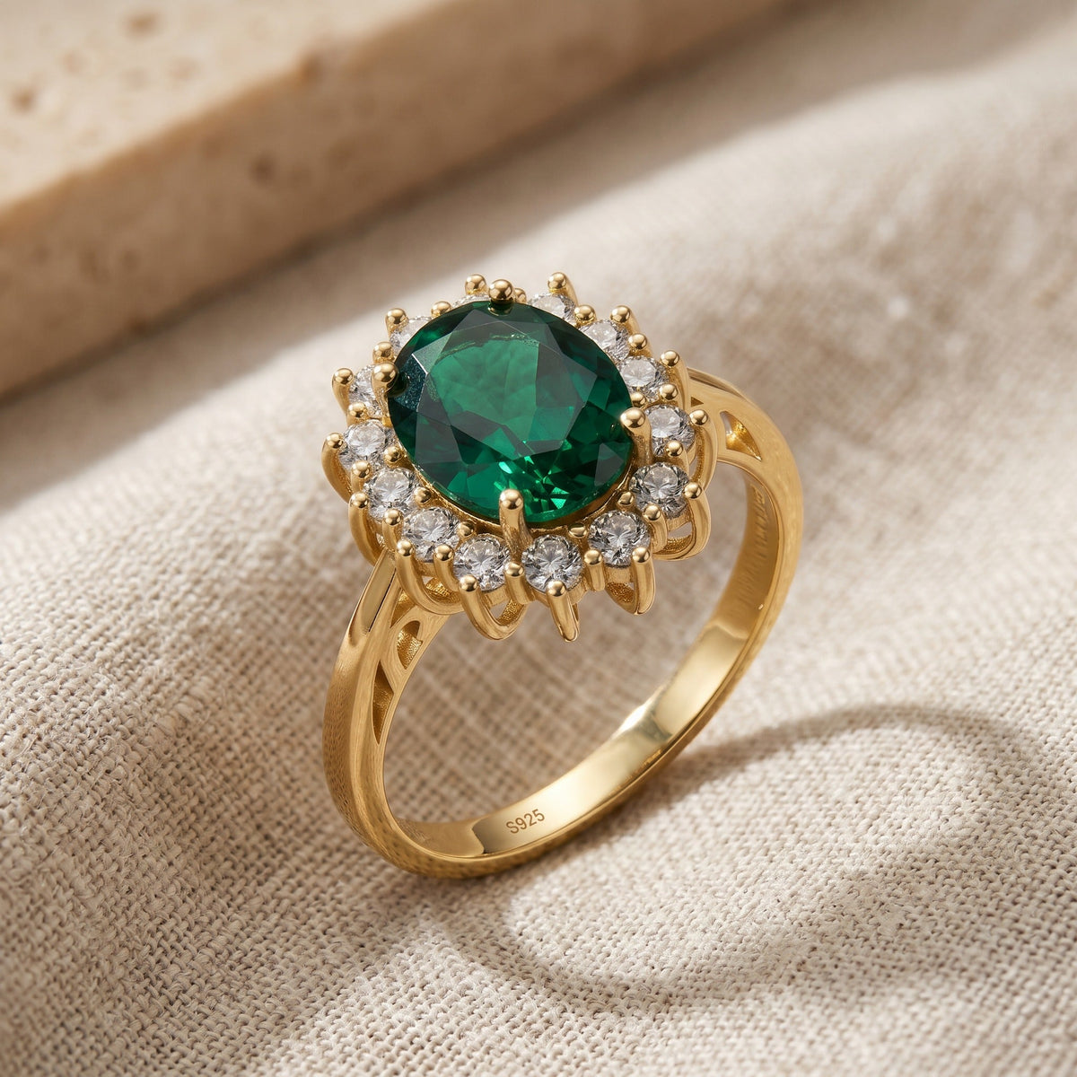 Anillo Belleza Emblemática de esmeralda — Carmen, Lucía & Rocío