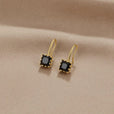 Pendientes de gota de piedra negra con cristal