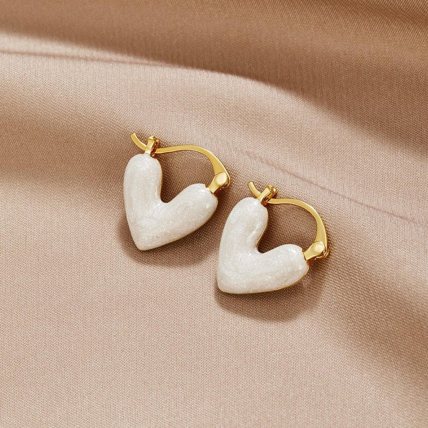Pendientes corazón blanco puro