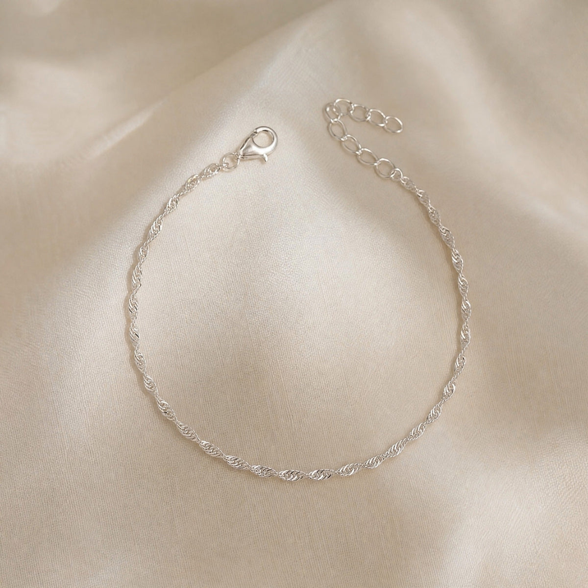 Pulsera de cadena contemporánea plateada