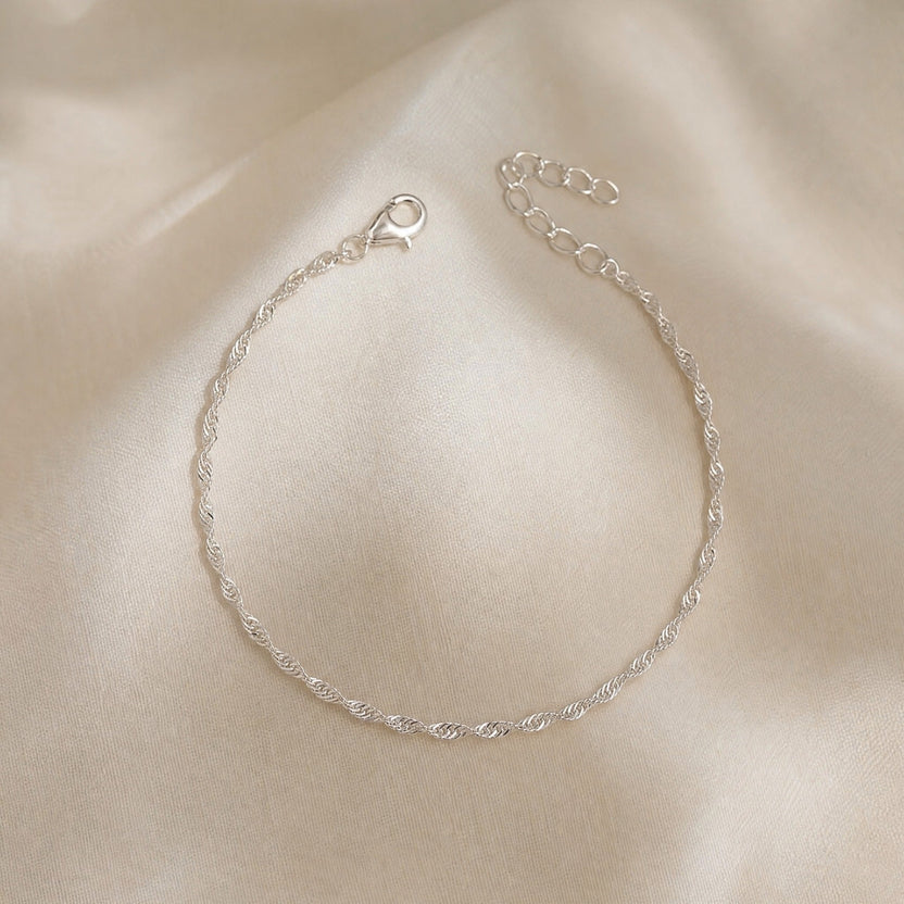Pulsera de cadena contemporánea plateada