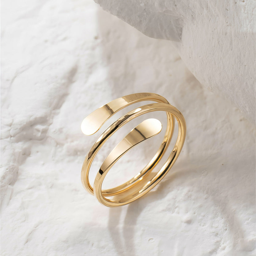 Anillo cuff martilleado Trendy Solace