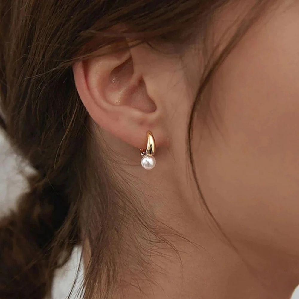 Pendientes de perla barroca dorada