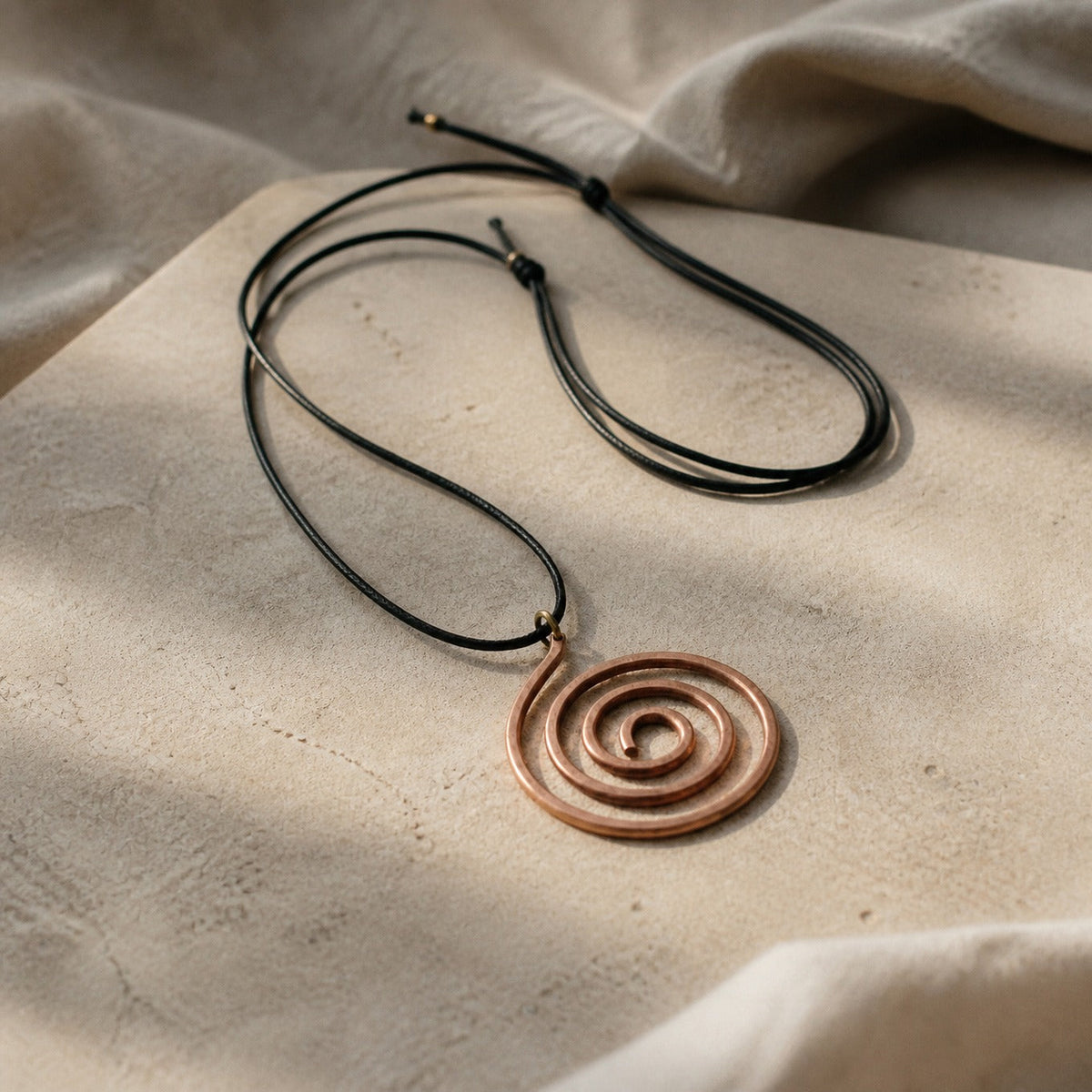 Collar Copper Ember Mesa de cobre
