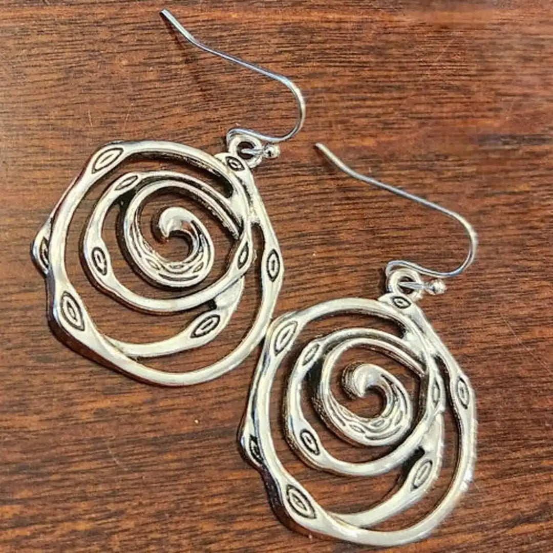 Pendientes vintage de plata con laberinto – imagen 2