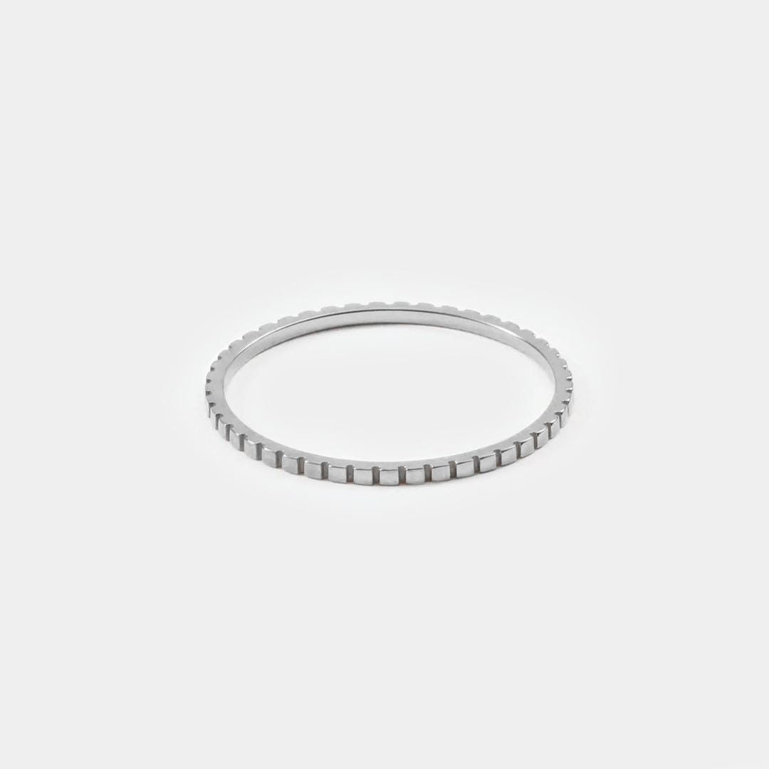 Anillo fino apilable Luna – imagen 2