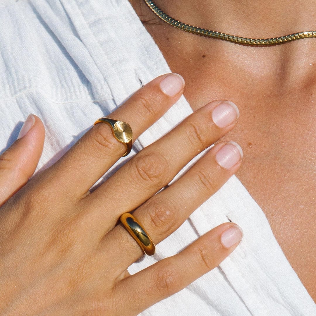 Anillo Sol circular en oro o plata – imagen 4
