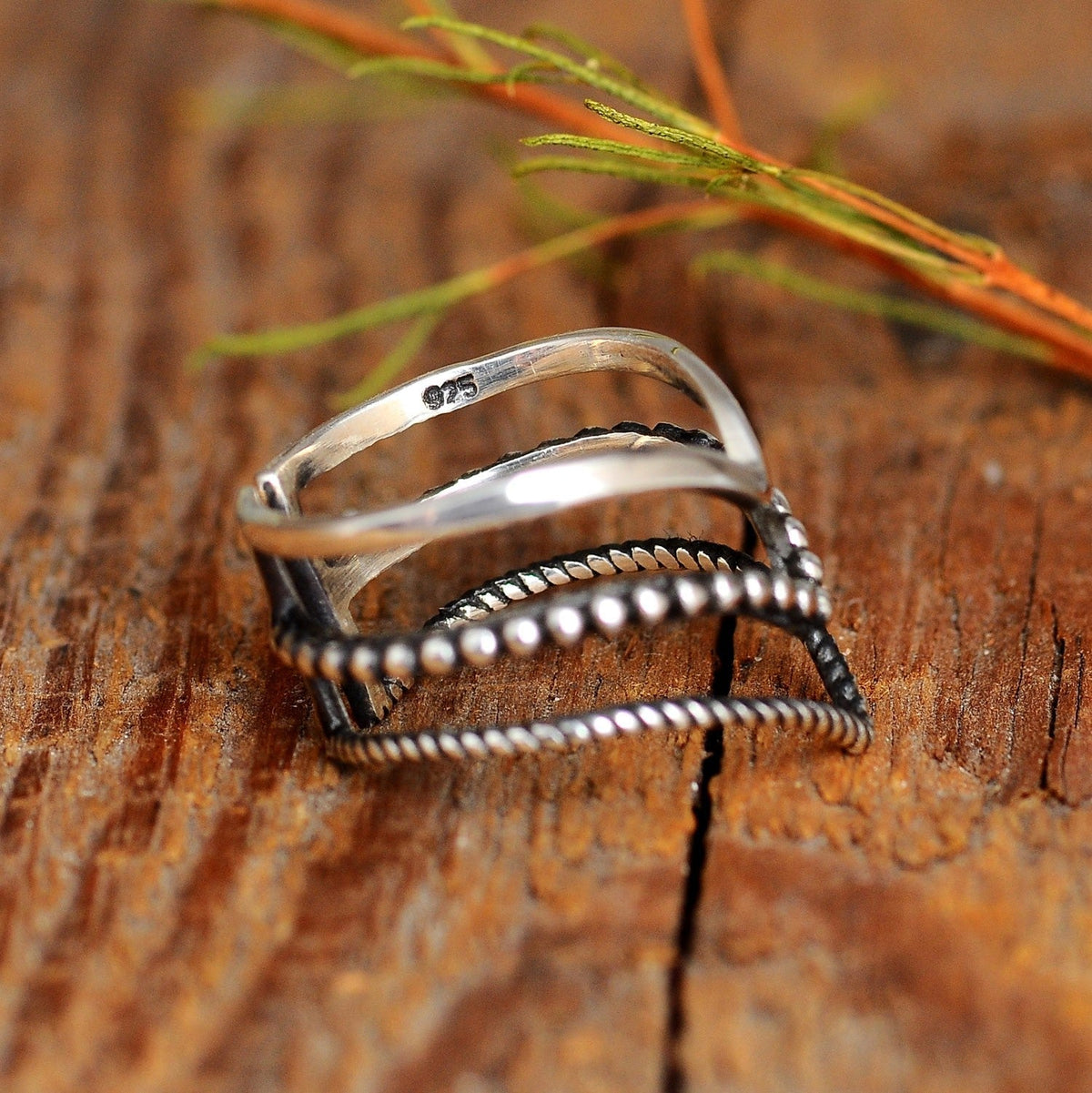 Anillo bohemio de triple chevron – imagen 2