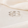 Anillo minimalista de doble cruz