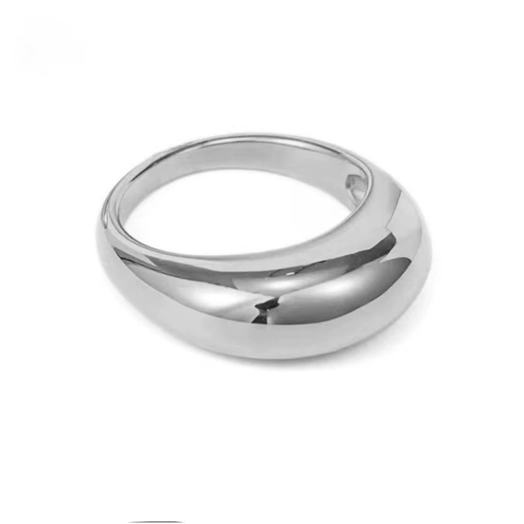 Anillo dorado atemporal en arco – imagen 6