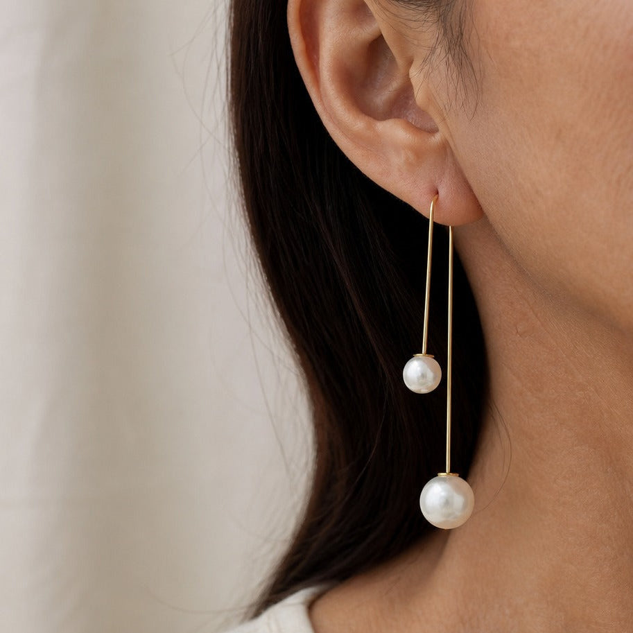 Pendientes minimalistas de oro colgantes – imagen 2