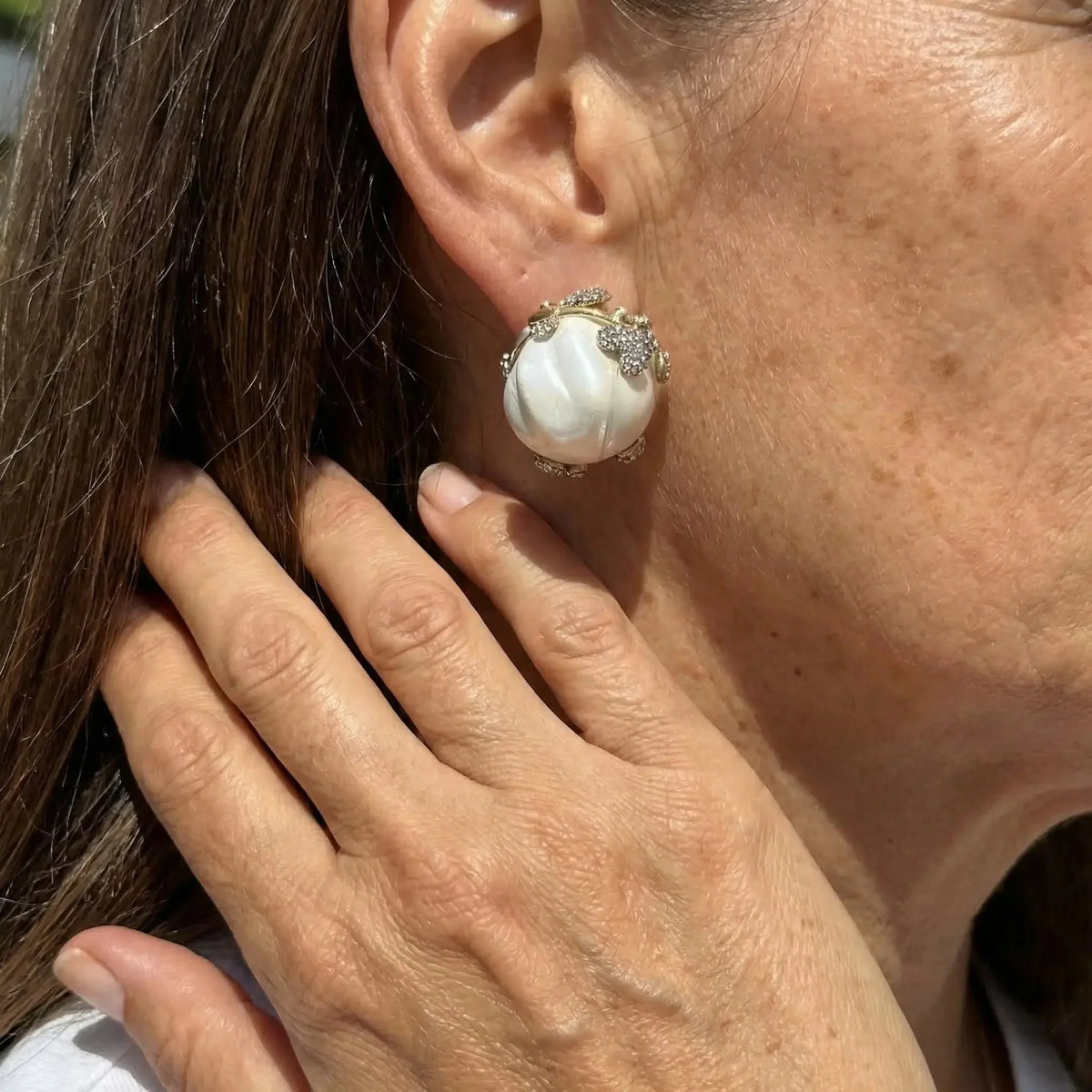 Pendientes corona de flores silvestres con perlas – imagen 2